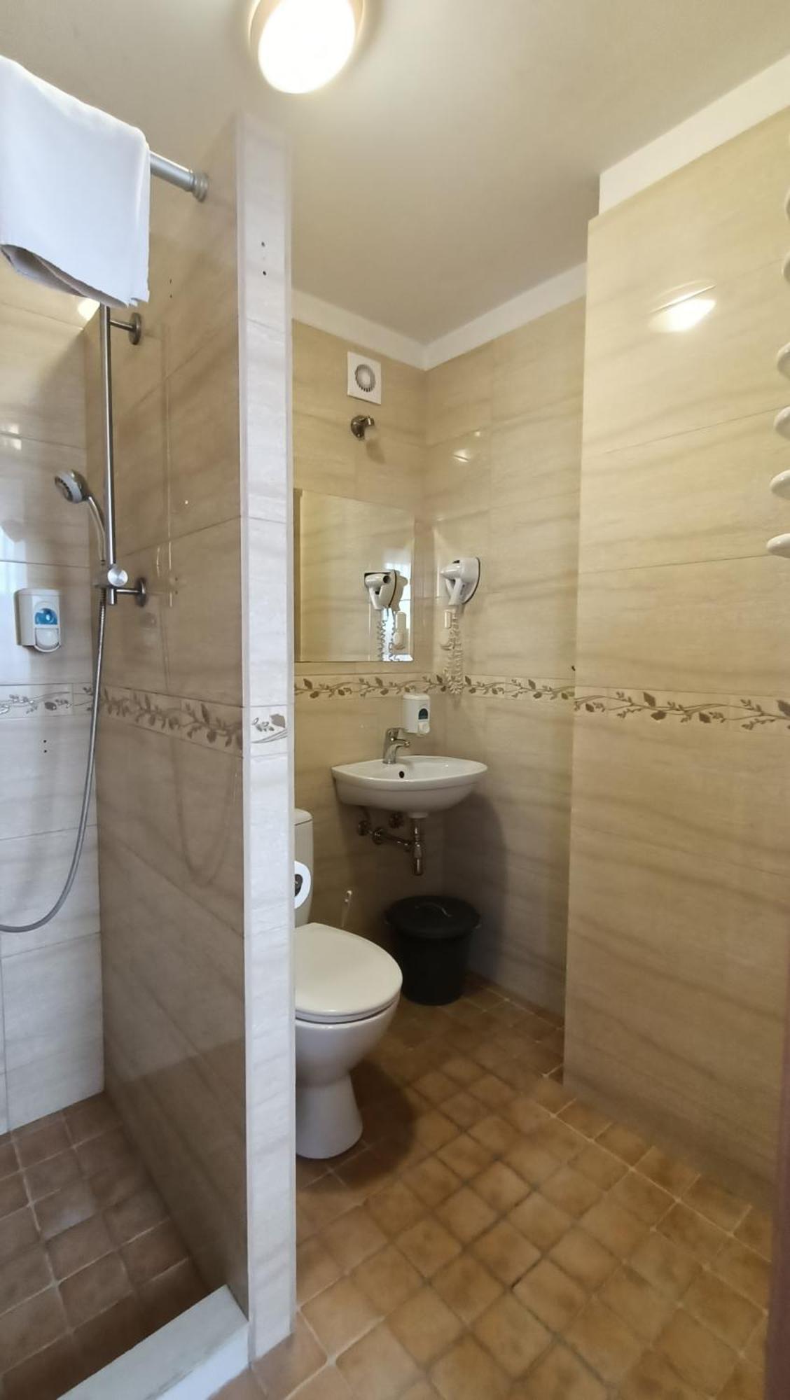 Hotel Pomorski Bydhošť Exteriér fotografie
